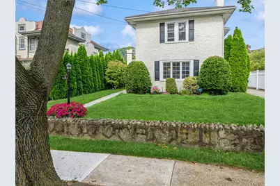 23 Fraser Street, Pelham, NY 10803 - Photo 5