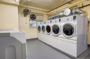 77-14 113th St, Forest Hills, NY 11375 - Photo 19