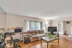 639 Townline Rd, Hauppauge, NY 11788 - Photo 7