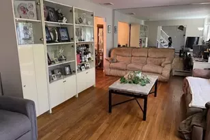 639 Townline Rd, Hauppauge, NY 11788 - Photo 9