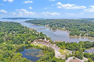 45 Forest Dr, Centerport, NY 11721 - Photo 39