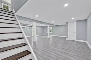 45 Forest Dr, Centerport, NY 11721 - Photo 15