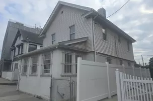 87-42 Van Wyck Expy, Richmond Hill, NY 11418 - Photo 3