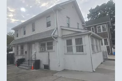 8742 Van Wyck Expressway, Richmond Hill, NY 11418 - Photo 5