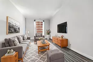 9 Willow St, Glen Cove, NY 11542 - Photo 5