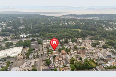 9 Willow Street, Glen Cove, NY 11542 - Photo 25