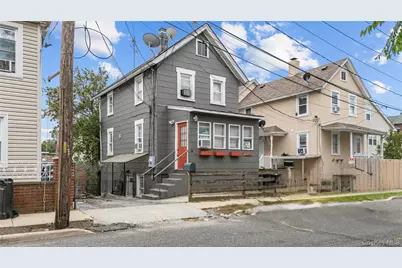 9 Willow Street, Glen Cove, NY 11542 - Photo 1