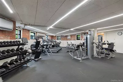 12 Hempstead Avenue #2, Rockville Centre, NY 11570 - Photo 21