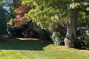 2566 Middle Country Rd, Centereach, NY 11720 - Photo 23