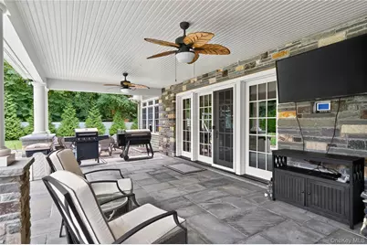 23 Gloria Lane, Huntington, NY 11743 - Photo 43