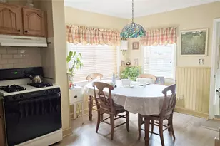 43-30 248th St, Little Neck, NY 11363 - Photo 11