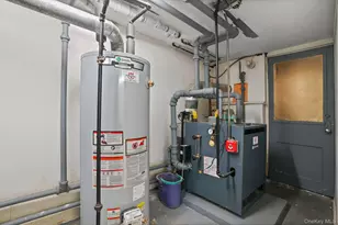 70-49 66th Pl, Glendale, NY 11385 - Photo 35