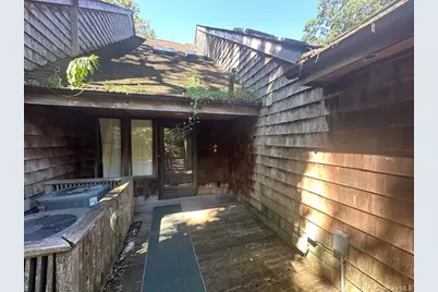 102 Pepperidge Lake Road, Eastport, NY 11941 - Photo 5