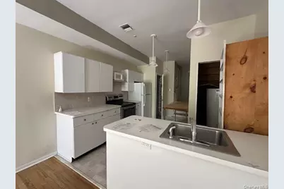 102 Pepperidge Lake Road, Eastport, NY 11941 - Photo 7