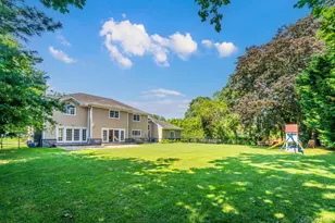 117 Crabapple Rd, Manhasset, NY 11030 - Photo 41