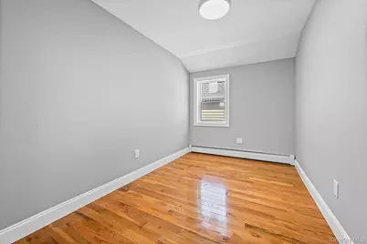 18821 118th Avenue, Saint Albans, NY 11412 - Photo 17