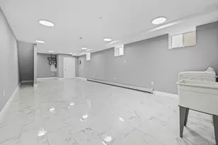 188-21 118th Ave, Saint Albans, NY 11412 - Photo 21