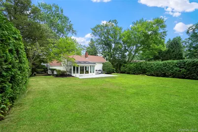 7 Meriden Place, Melville, NY 11747 - Photo 21