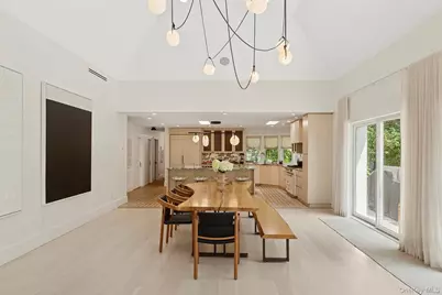 12 Honeysuckle Lane, East Quogue, NY 11942 - Photo 7