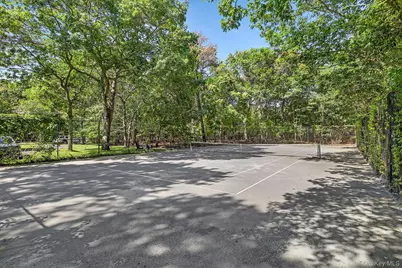 12 Honeysuckle Lane, East Quogue, NY 11942 - Photo 25