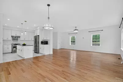 42 E Vincent Street, Elmsford, NY 10523 - Photo 13