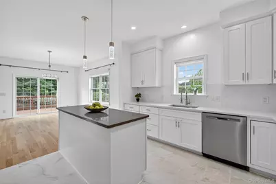 42 E Vincent Street, Elmsford, NY 10523 - Photo 17