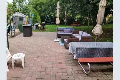 4727 Little Neck Pkwy Parkway #4G, Little Neck, NY 11362 - Photo 19