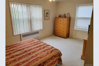 4727 Little Neck Pkwy Parkway #4G, Little Neck, NY 11362 - Photo 5