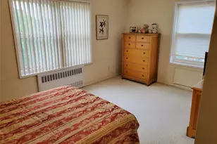 4727 Little Neck Pkwy Pkwy, Little Neck, NY 11362 - Photo 5