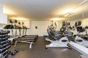 640 W 237th St, Bronx, NY 10463 - Photo 21