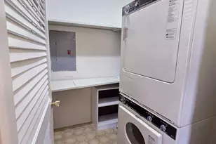 729 Hilltop Ct, Coram, NY 11727 - Photo 11