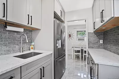1001 Shore Parkway #2B, Brooklyn, NY 11228 - Photo 7