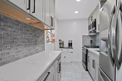 1001 Shore Parkway #2B, Brooklyn, NY 11228 - Photo 9