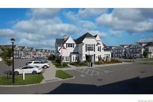 104 Sutton Ct, Mount Sinai, NY 11766 - Photo 3