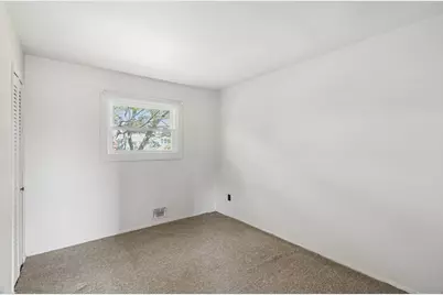 47 Owens Street, Brentwood, NY 11717 - Photo 15