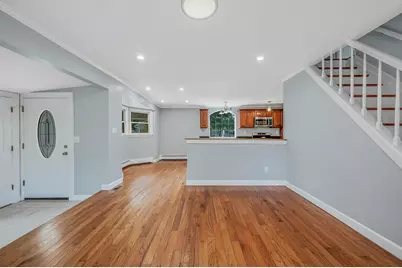 904 Hawkins Avenue, Lake Grove, NY 11755 - Photo 5