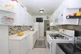 29 Abeel St, Yonkers, NY 10705 - Photo 9