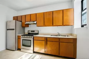 2400 Davidson Ave, Bronx, NY 10468 - Photo 5