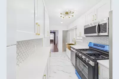 194-34 115th Road, Saint Albans, NY 11412 - Photo 15