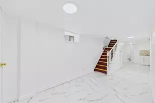 194-34 115th Rd, Saint Albans, NY 11412 - Photo 25