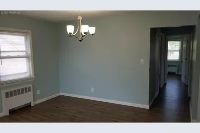 246-11 Memphis Avenue, Rosedale, NY 11422 - Photo 5