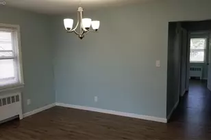 246-11 Memphis Ave, Rosedale, NY 11422 - Photo 5