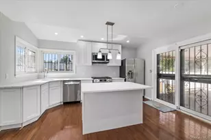 129-08 Francis Lewis Blvd, Springfield Gardens, NY 11413 - Photo 11