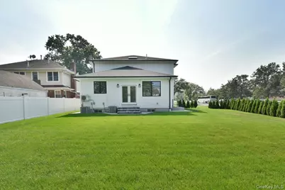 147 Norman Street, New Hyde Park, NY 11040 - Photo 33