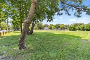 59 Irish Ln, East Islip, NY 11730 - Photo 15