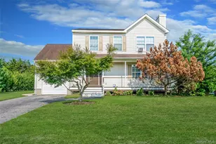 905 Doane Ave, Bellport, NY 11713 - Photo 21