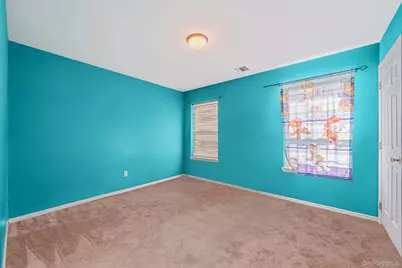 905 Doane Avenue, Bellport, NY 11713 - Photo 9