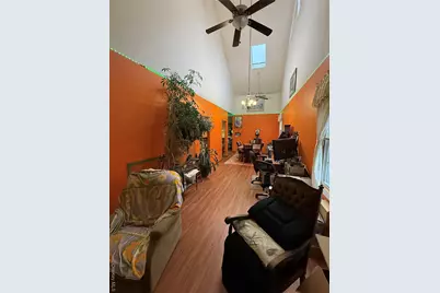 6 Windsor Place, Lynbrook, NY 11563 - Photo 13