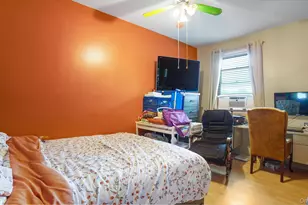 6 Windsor Pl, Lynbrook, NY 11563 - Photo 17