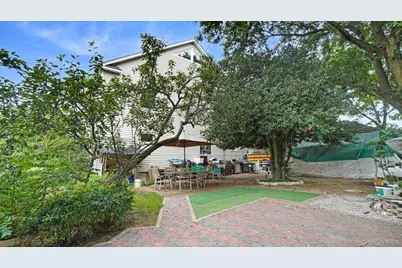 6 Windsor Place, Lynbrook, NY 11563 - Photo 21